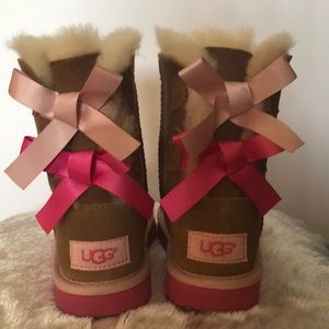 Ugg Bailey Bow II Toddler girls